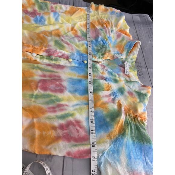 Young Fabulous & Broke Button Front Crop Top Womens S Rainbow Tie Dye Hi Low - Picture 6 of 12